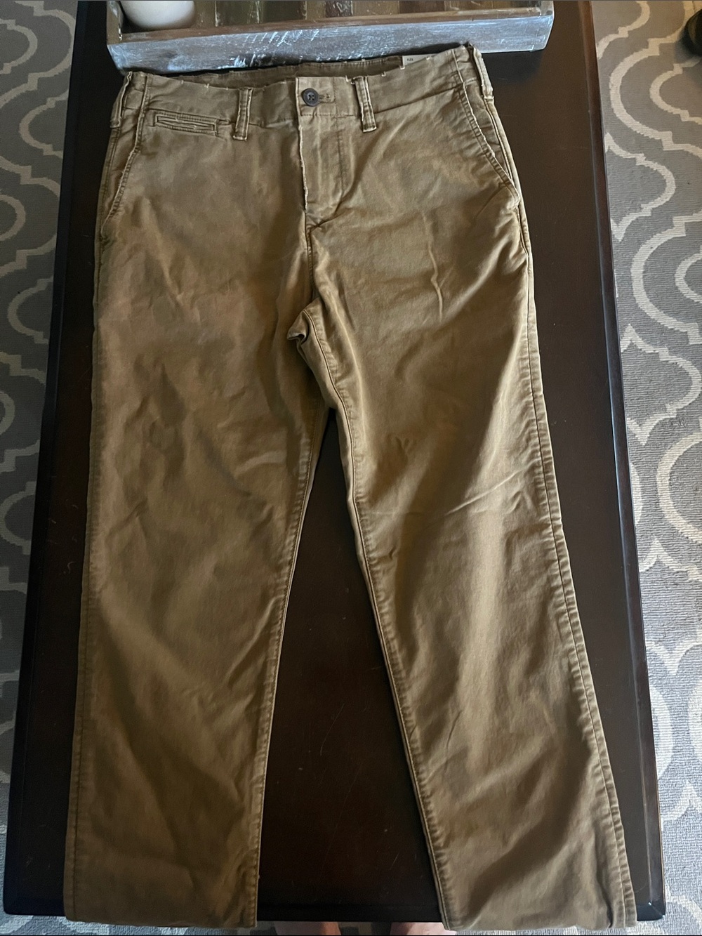 American Eagle Outfitters Olive-Tone Chino Pants